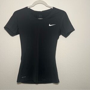 Nike Women's Black Short Sleeve Tee